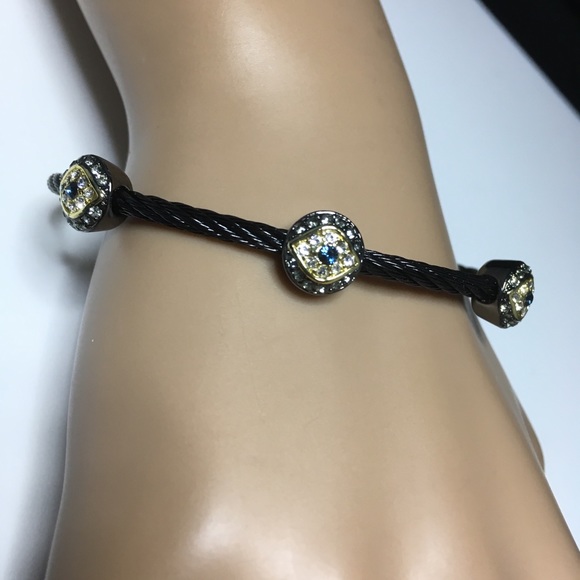 Jewelry - Picture 6 of 6